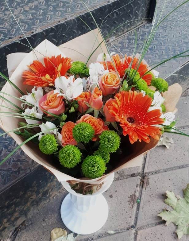 Букет цветов из: Герберы, Хризантемы, Альстромерии и Розы в Поселок имени Карла Либкнехта