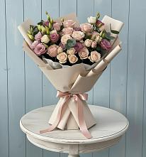 Букет цветов из:  Розы и Лизиантусы в Поселок имени Карла Либкнехта