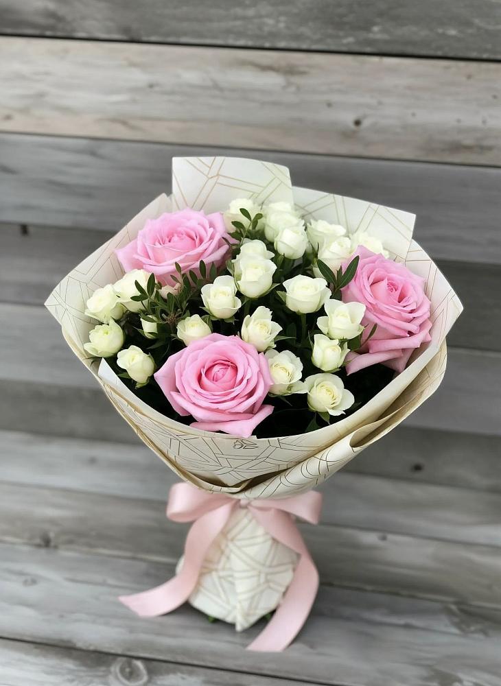 Букет цветов из: Розы в Поселок имени Карла Либкнехта