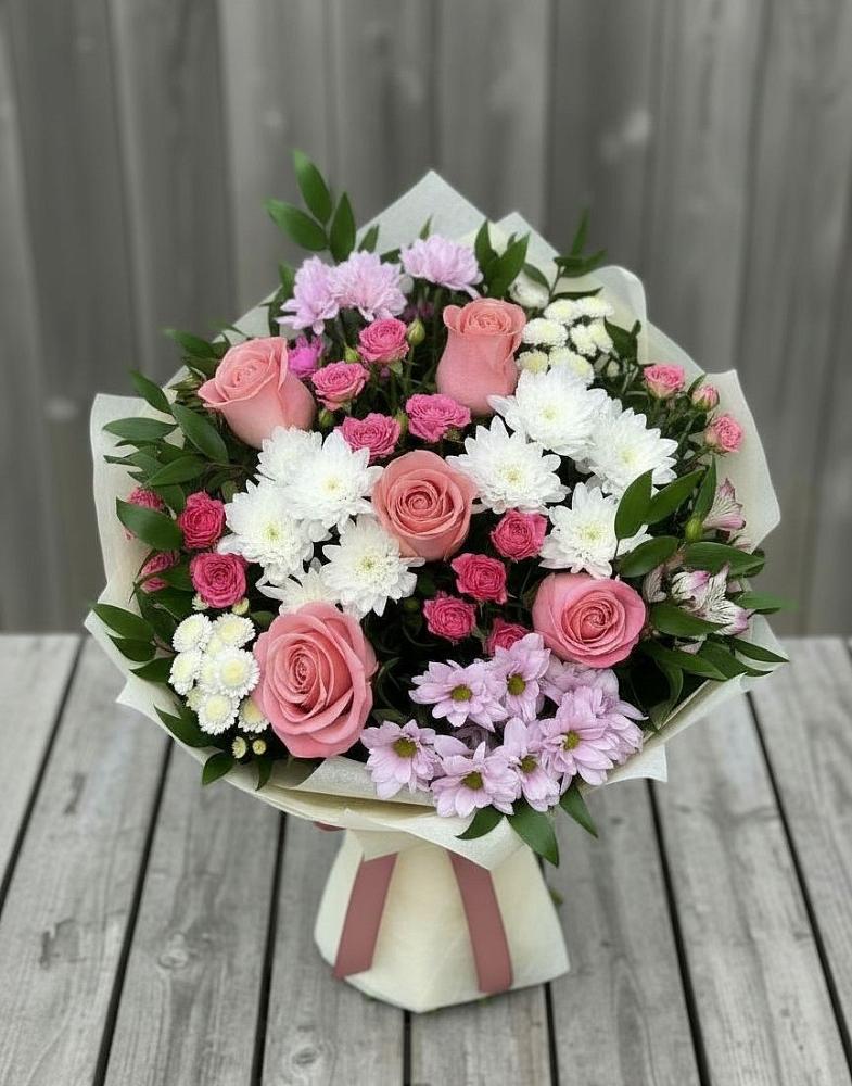 Букет цветов из: Альстромерии, Гвоздики, Розы и Хризантемы в Поселок имени Карла Либкнехта