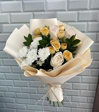 Букет цветов из:  Розы и Хризантемы в Поселок имени Карла Либкнехта