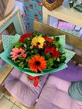 Букет цветов из:  Герберы, Хризантемы и Альстромерии #REPLACE_PRED# Поселок имени Карла Либкнехта