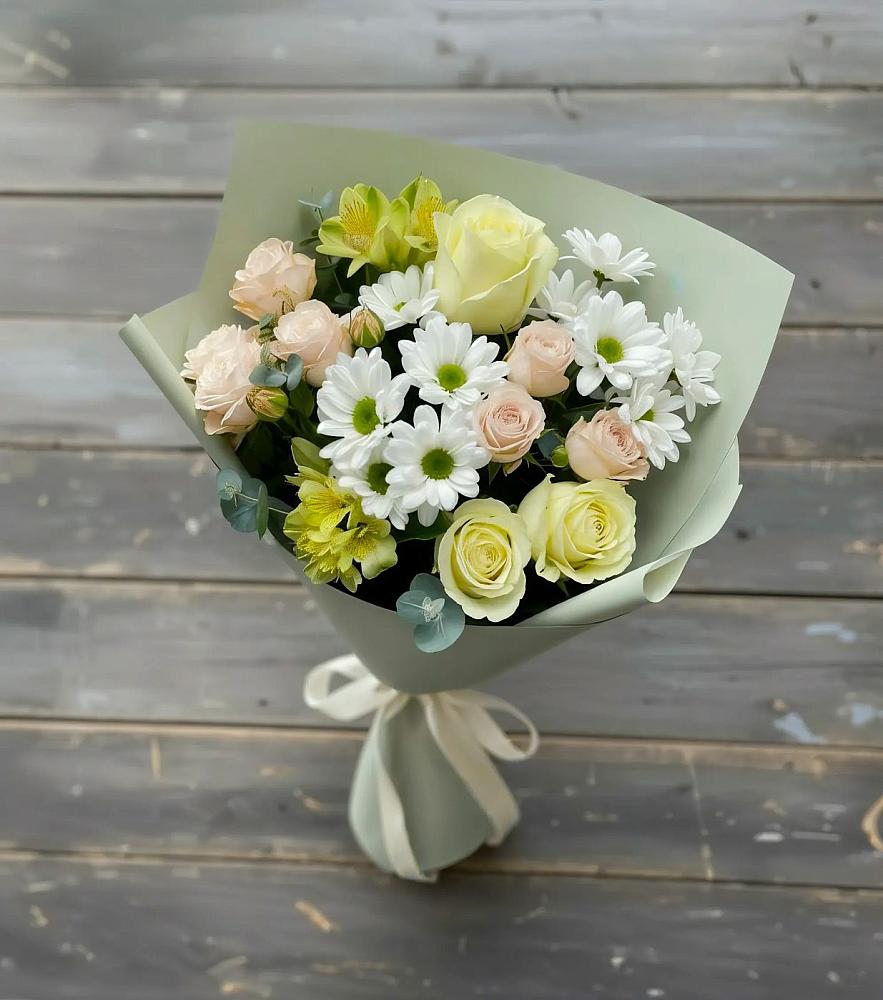Букет цветов из: Альстромерии, Розы и Хризантемы в Поселок имени Карла Либкнехта
