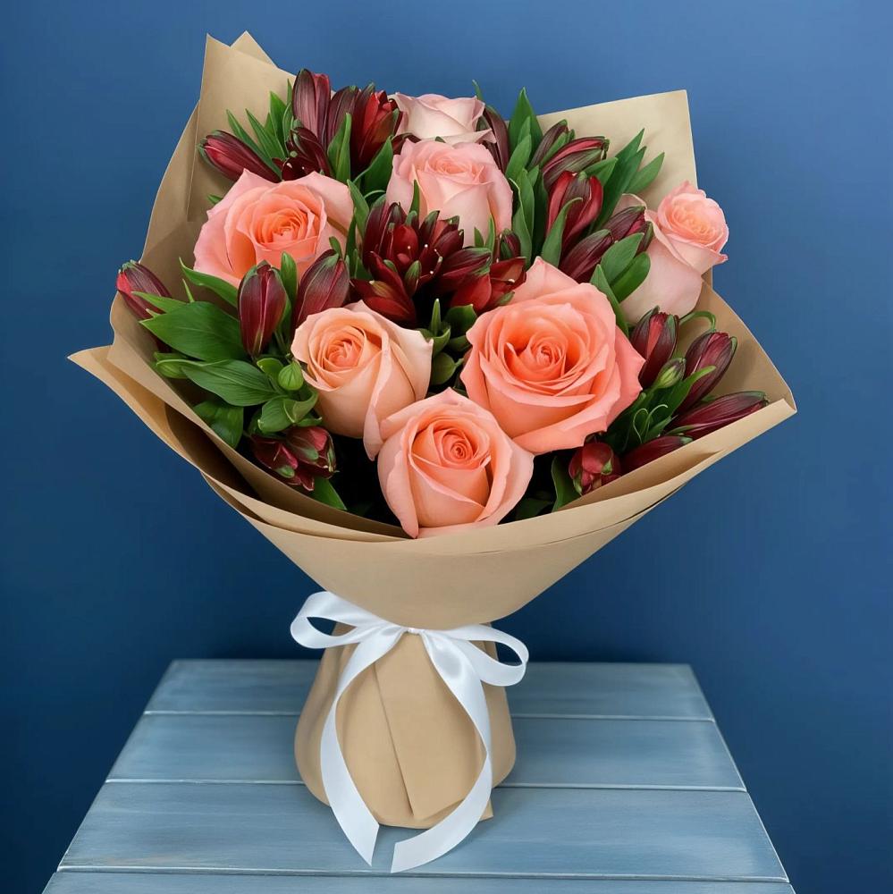 Букет цветов из: Розы и Альстромерии в Поселок имени Карла Либкнехта