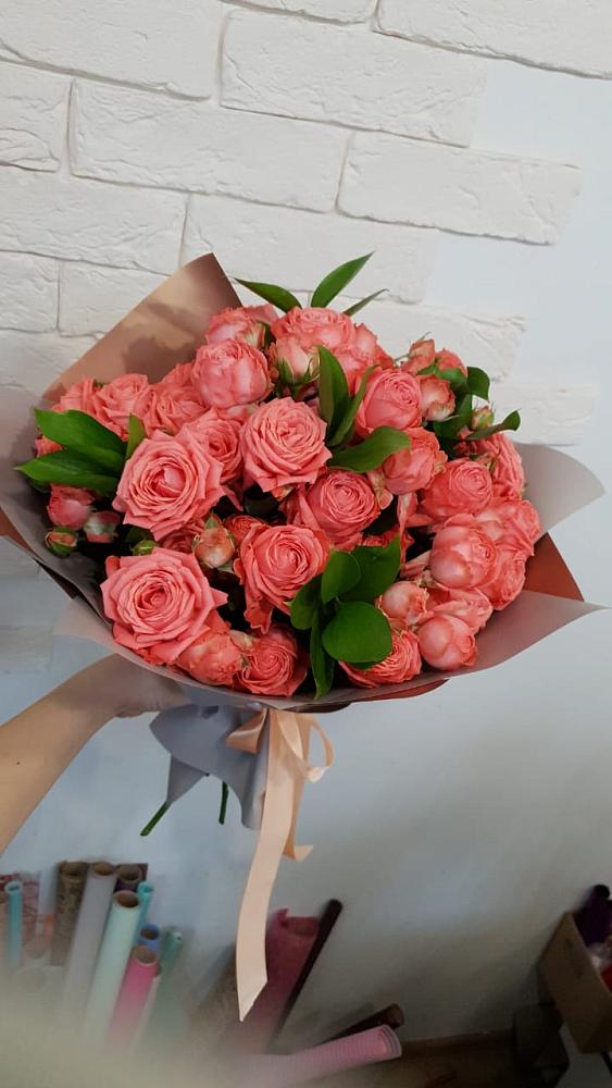 Букет цветов из: Розы в Поселок имени Карла Либкнехта