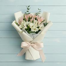 Букет цветов из:  Альстромерии в Поселок имени Карла Либкнехта