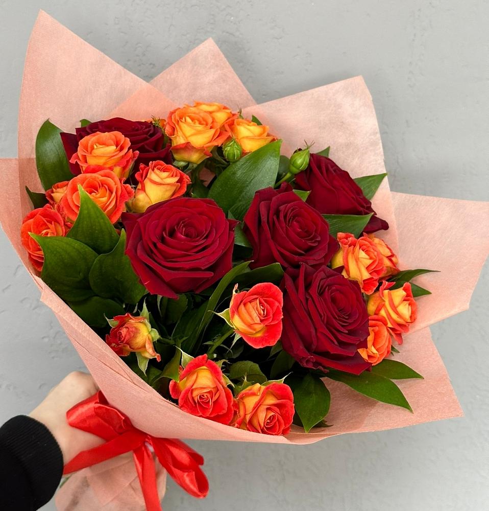 Букет Любовь и восторг в Поселок имени Карла Либкнехта