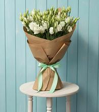 Букет цветов из:  Лизиантусы в Поселок имени Карла Либкнехта