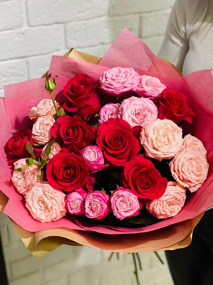 Букет цветов из: Розы в Поселок имени Карла Либкнехта