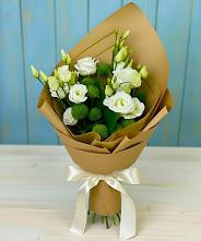 Букет цветов из:  Хризантемы и Лизиантусы в Поселок имени Карла Либкнехта