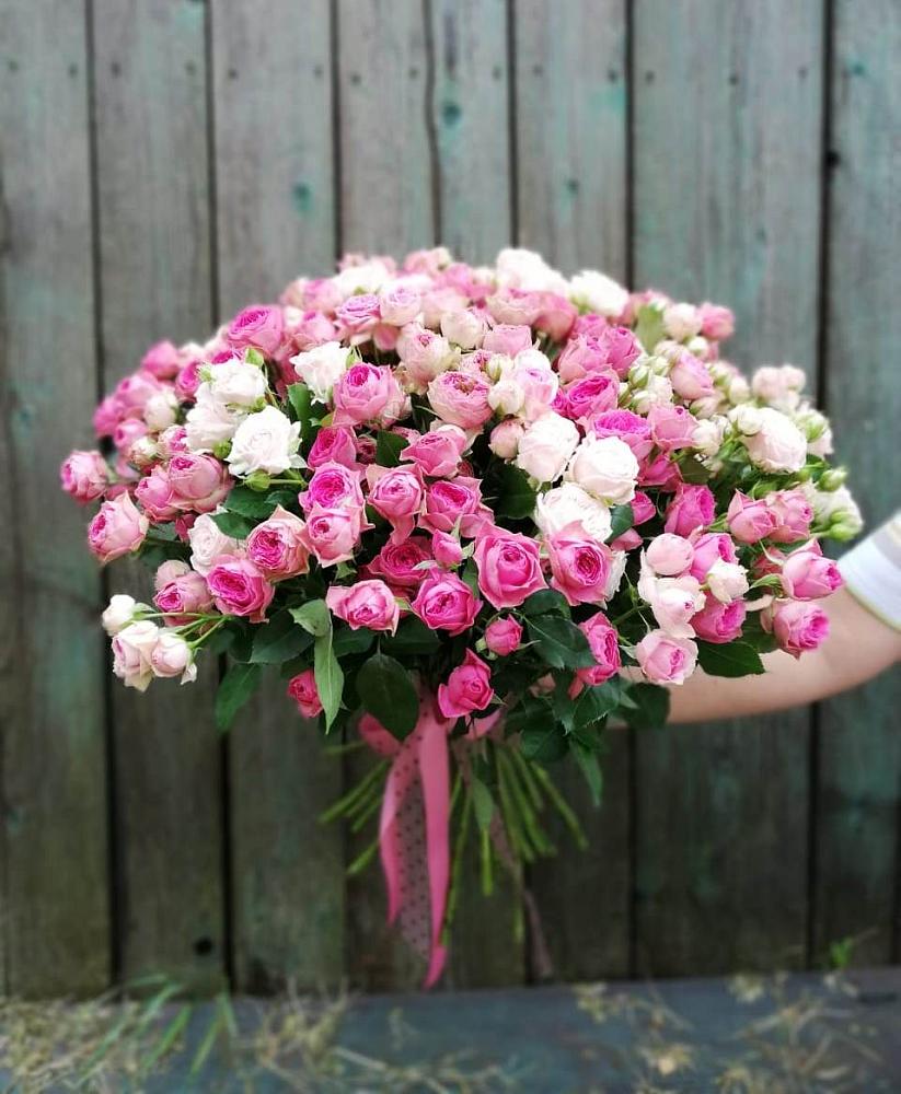 Букет Розовые кустовые розы Натали и Лав Лидия в Поселок имени Карла Либкнехта