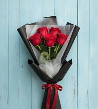 Букет цветов из:  Розы в Поселок имени Карла Либкнехта