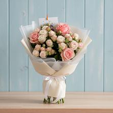 Букет цветов из:  Розы в Поселок имени Карла Либкнехта