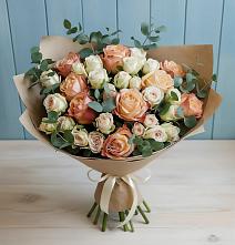 Букет цветов из:  Альстромерии и Розы в Поселок имени Карла Либкнехта