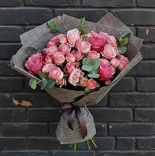 Букет цветов из:  Розы в Поселок имени Карла Либкнехта