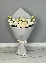 Букет цветов из:  Розы и Лизиантусы в Поселок имени Карла Либкнехта